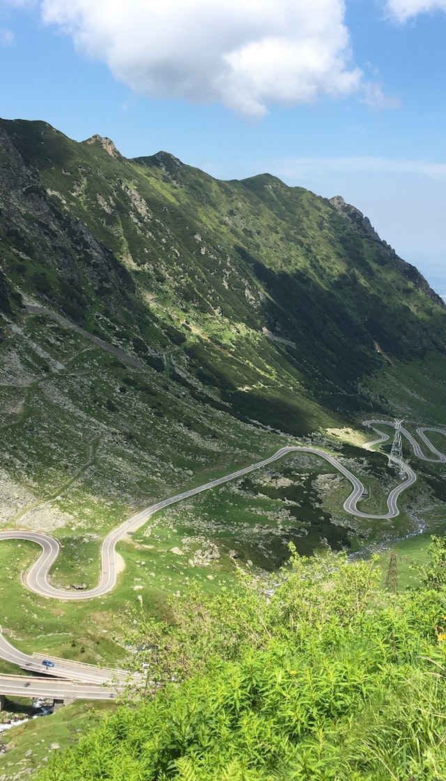 Peaks along the Transfăgărășan